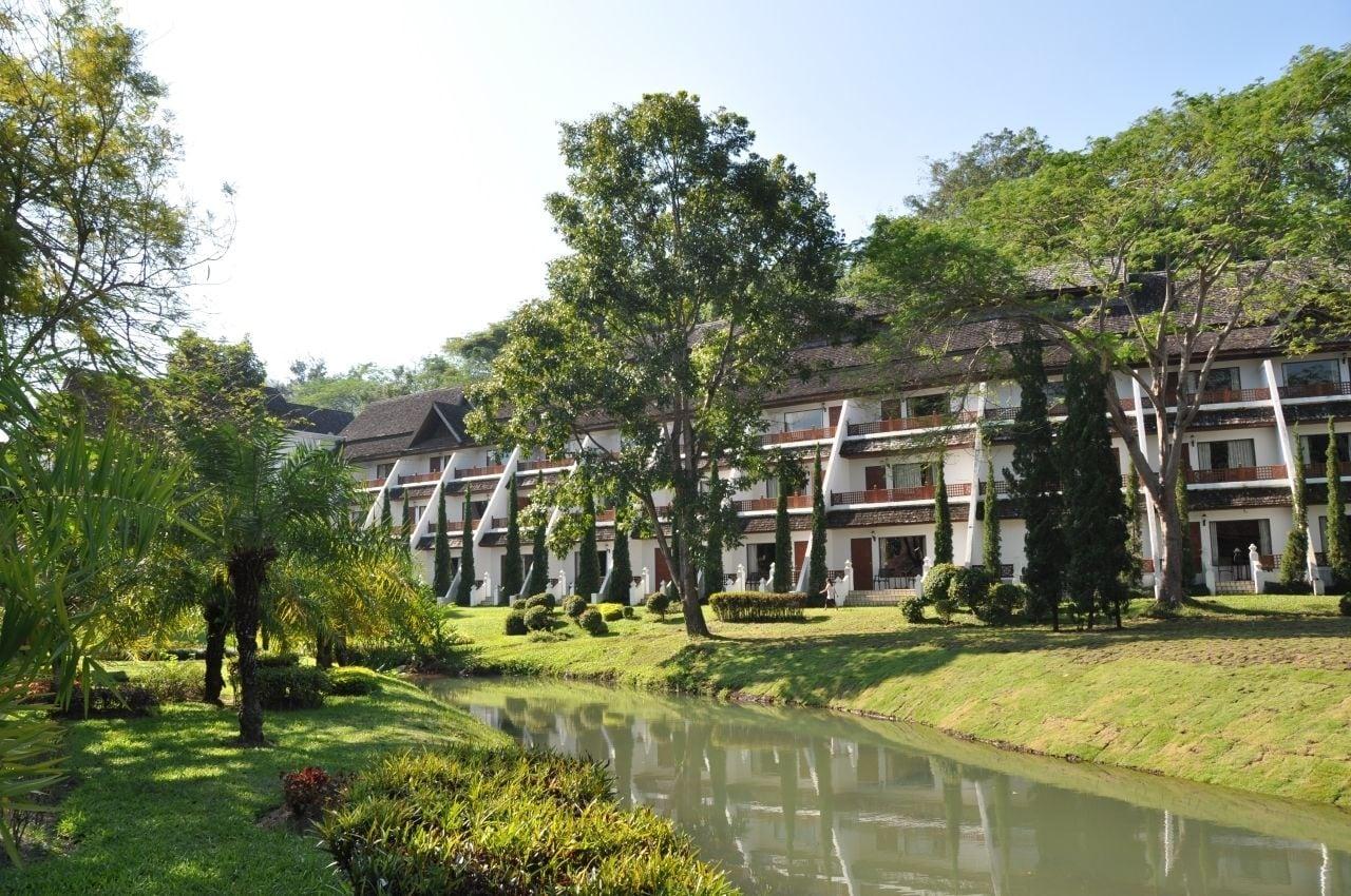 Suan Bua Hotel & Resort Ban Pong  Zewnętrze zdjęcie