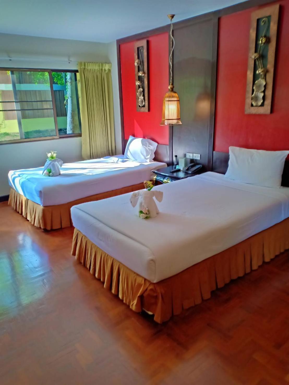 Suan Bua Hotel & Resort Ban Pong  Zewnętrze zdjęcie
