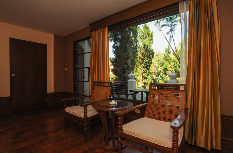 Suan Bua Hotel & Resort Ban Pong  Zewnętrze zdjęcie