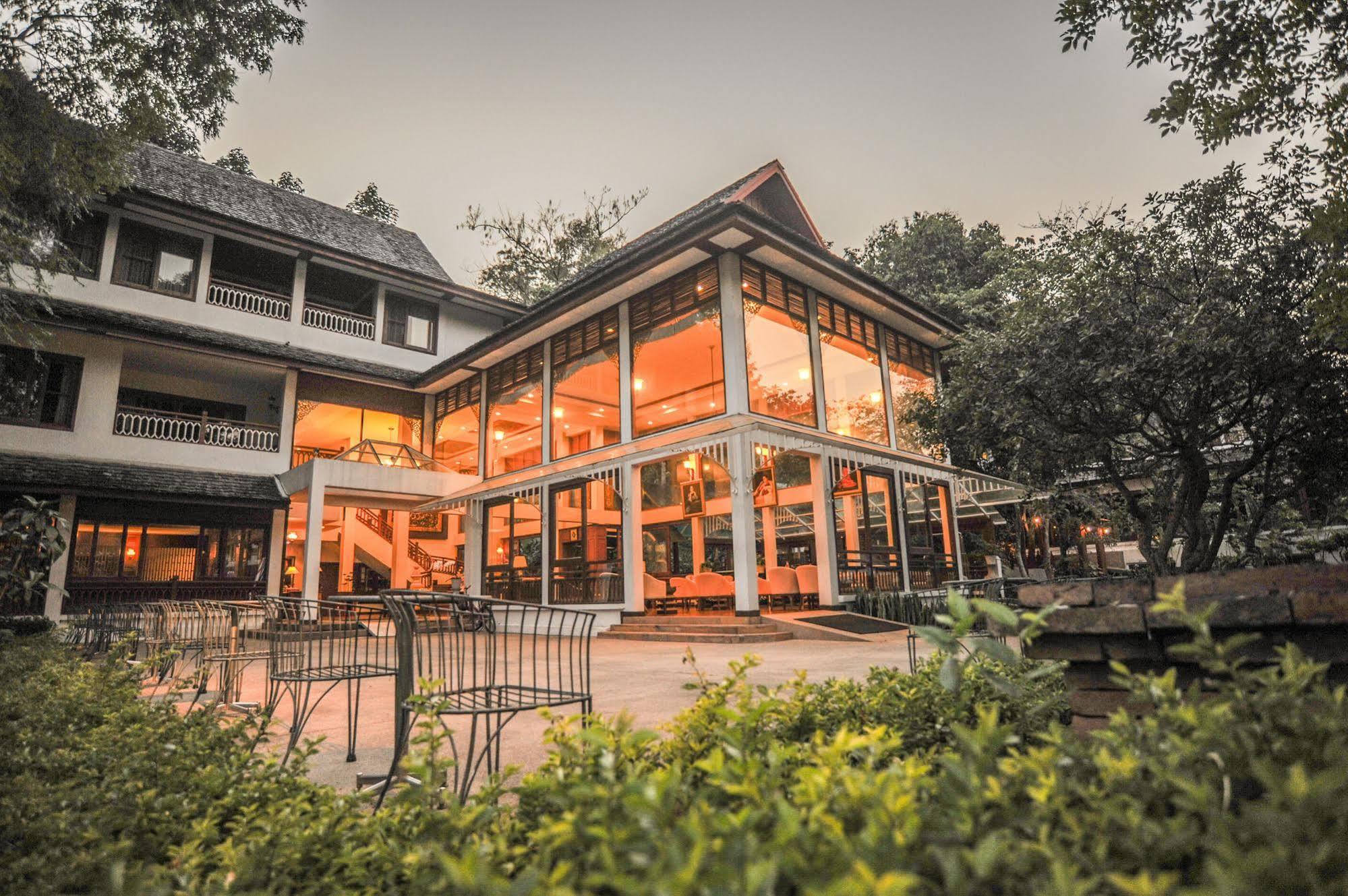 Suan Bua Hotel & Resort Ban Pong  Zewnętrze zdjęcie