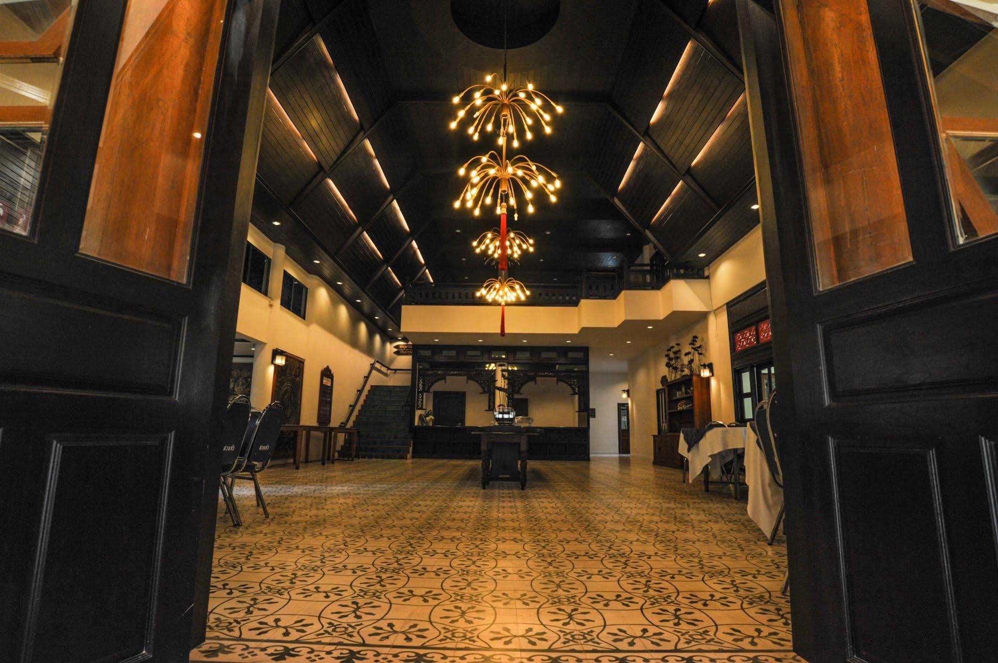 Suan Bua Hotel & Resort Ban Pong  Zewnętrze zdjęcie