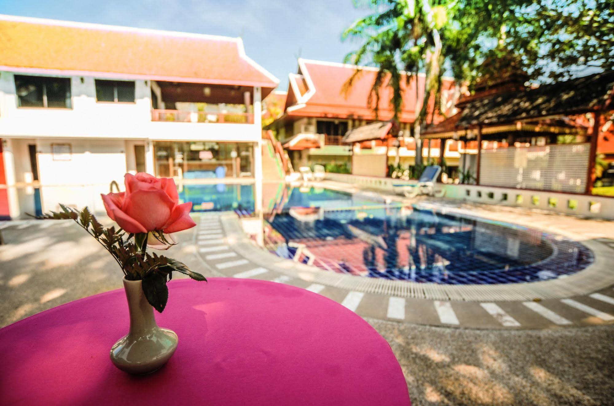 Suan Bua Hotel & Resort Ban Pong  Zewnętrze zdjęcie
