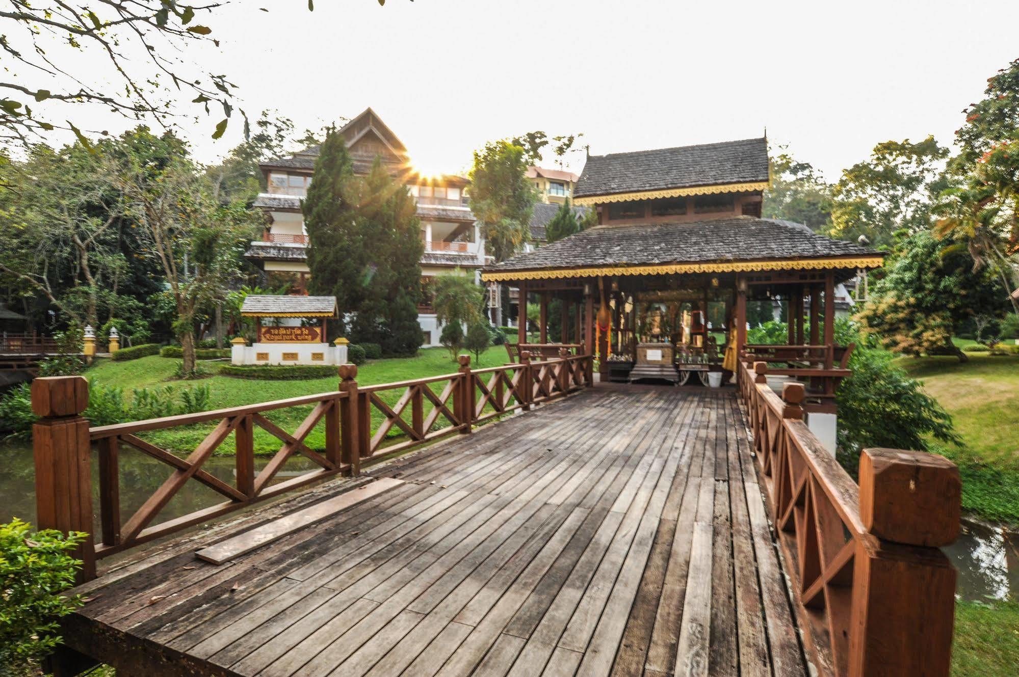 Suan Bua Hotel & Resort Ban Pong  Zewnętrze zdjęcie