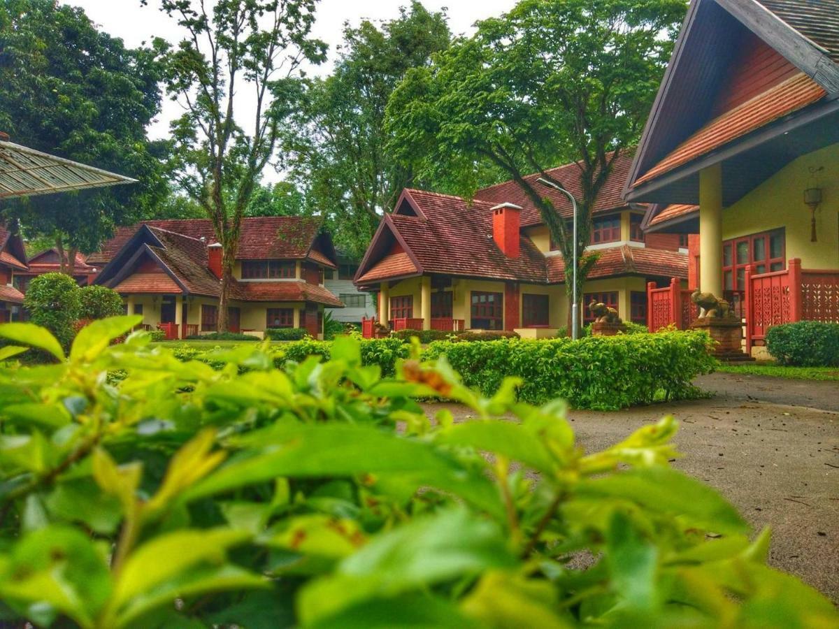Suan Bua Hotel & Resort Ban Pong  Zewnętrze zdjęcie